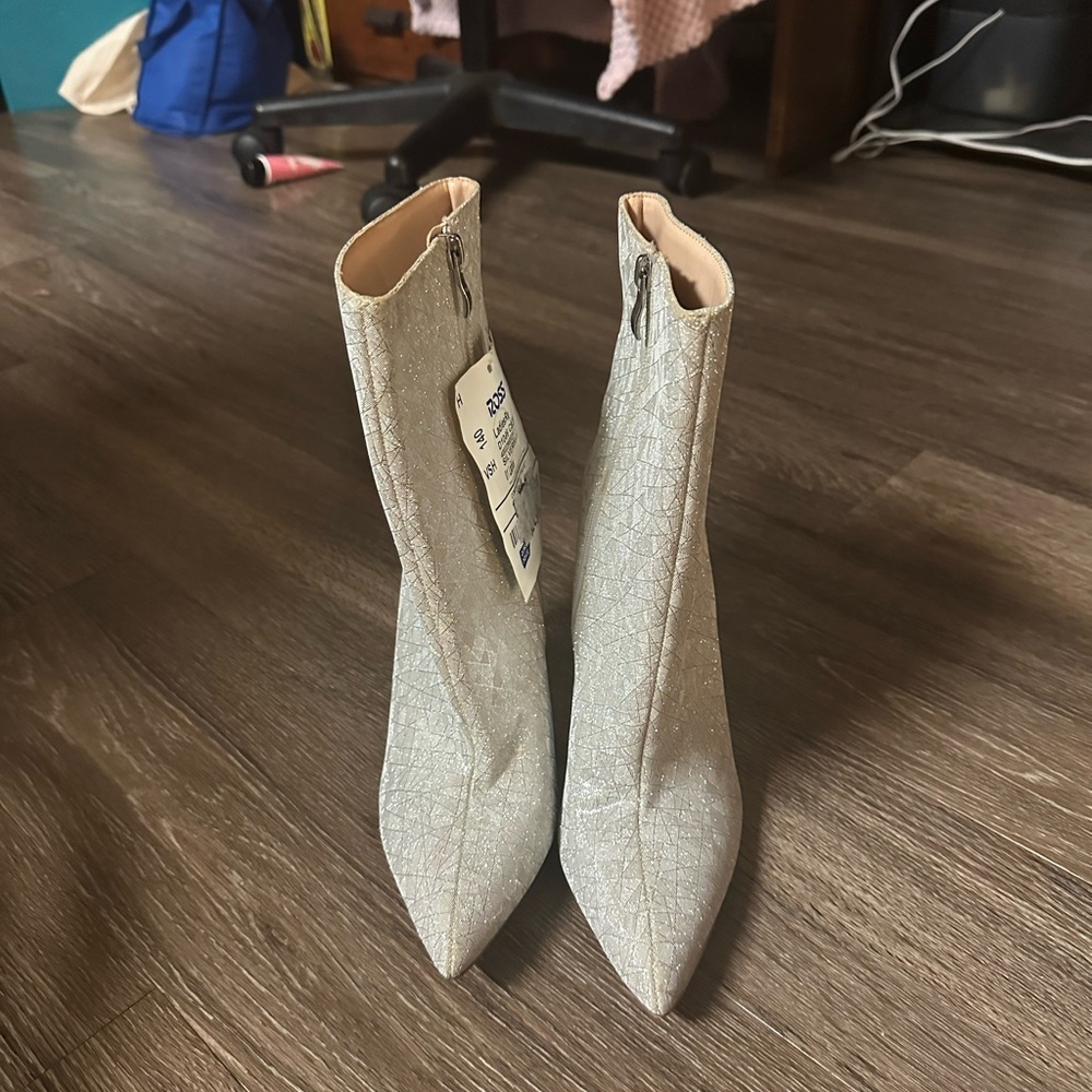 Elegant Silver Ankle Boots